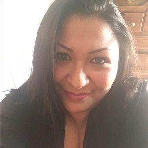 Meet your Posher, Angie